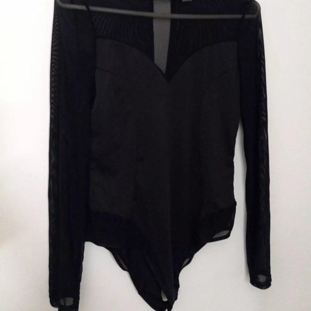 Women's One Piece Long sleeves Bodysuit With Snap On Bottom Black Large